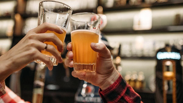 Pádel y cerveza: La combinación perfecta para disfrutar y recuperarse del deporte